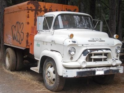 GMC COE kiepwagen 1956
