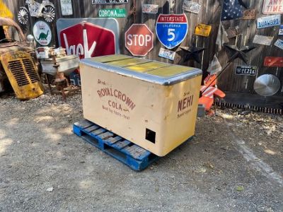 1940-1950 Royal Cola Cooler