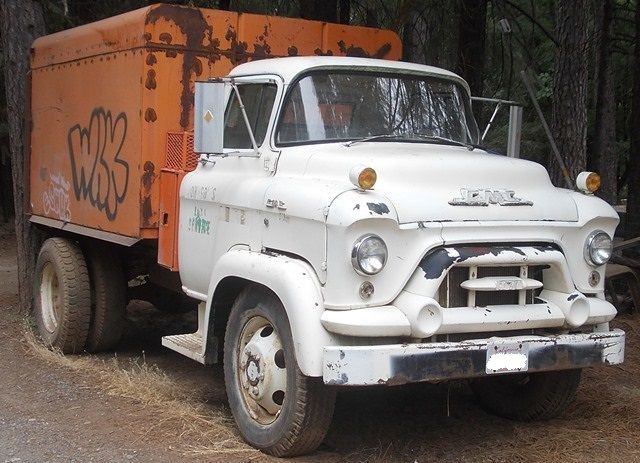 GMC COE kiepwagen 1956