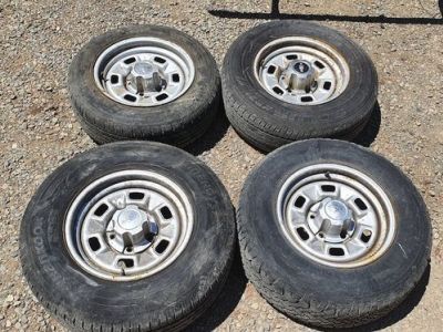 4 x originele Chevrolet velgen met naafdoppen